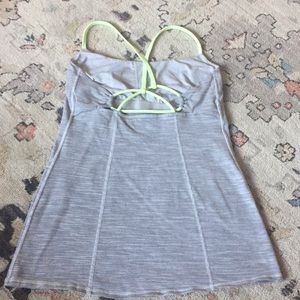 Lululemon size 8 tank